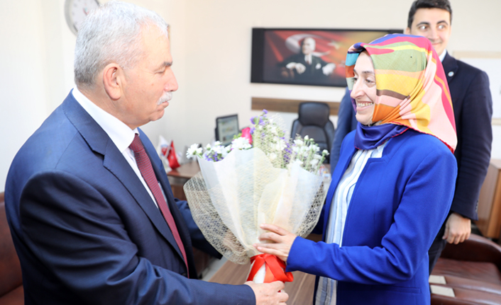 Başkan Demirtaş'tan, "Hemşeriler Günü" ne özel Çiçekli Kutlama