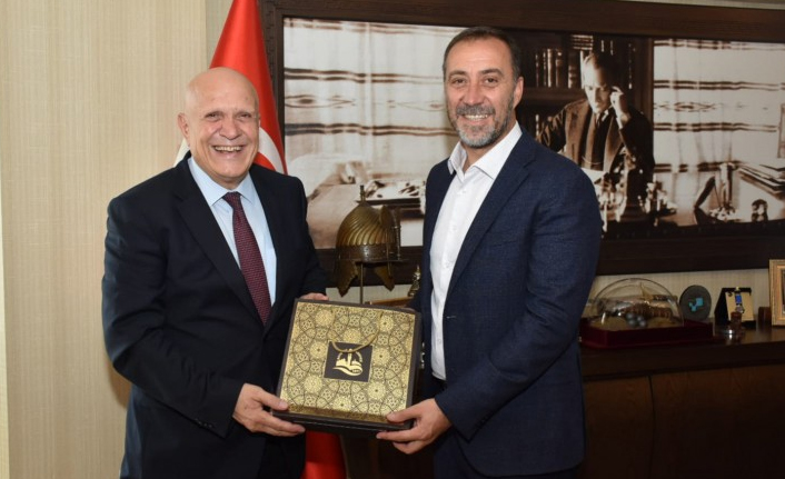 Bayburt Belediye Başkanı Hükmü Pekmezci'den Volkan Yılmaz'a Ziyaret