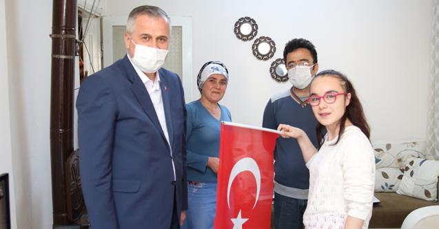 Başkan Kılıç, İlçede doğum günü 23 Nisan olan çocuklara Sürpriz Yaptı