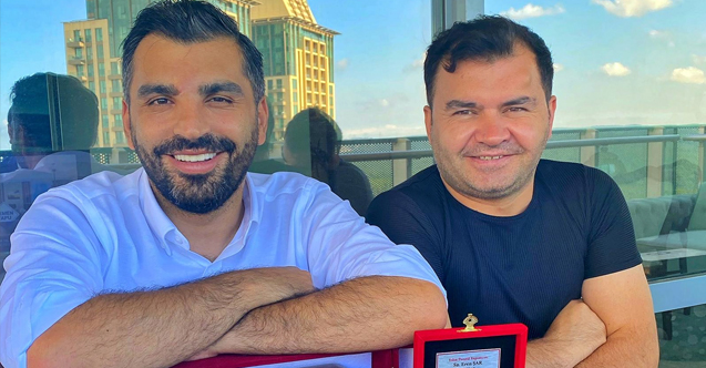 Radyo Evi Derneği (RADEV) 'Yılın Pozitif Yapımcısı' ödülünü verdi