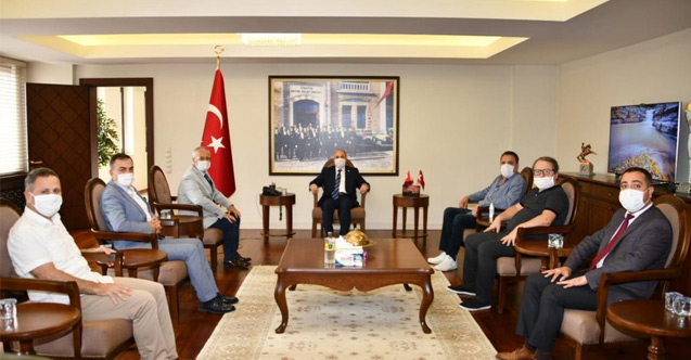 Samsun 19 Mayıs Gazeteciler Cemiyeti Vali Zülkif Dağlı'yı Ziyaret Etti