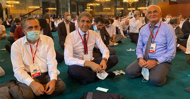 Yusuf Ziya Yılmaz, Ayasofya Cami'nde o tarihi anlara eşlik etti