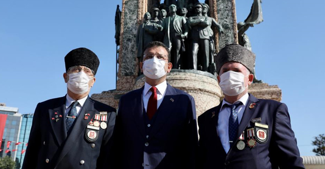 İBB Başkanı Ekrem İmamoğlu, Taksim'de Resmi Törene Katıldı