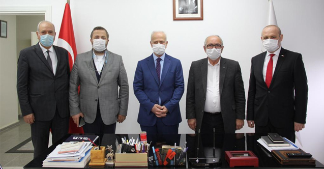 MHP İl Başkanı Karapıçak, Samsun Türk Kızılay'ını Ziyaret Etti