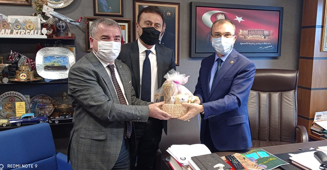 Başkan Özdemir ve AK Parti İlçe Başkanı Kayan’dan Ankara çıkartması