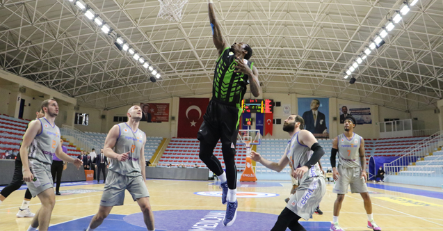 Dev Adamlar İstanbul’da Sigortam.Net’i Son Saniyelerde Yendi: 84-83