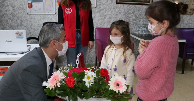 Dr. Mehmet Ata Öztürk, Manisa’da gençlerle bir araya geldi