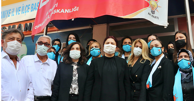 Bakan Derya Yanık, Osmaniye'de bir dizi ziyaretlerde bulundu