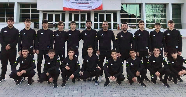 Manisa Güreş Eğitim Merkezi Antalya'da Türkiye Şampiyonu oldu