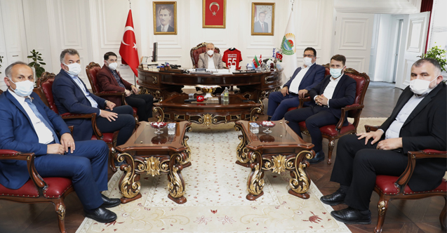 Samkon Başkanı Kaya Aşcı Ve Üyeleri Demirtaş’ı Ziyaret Etti