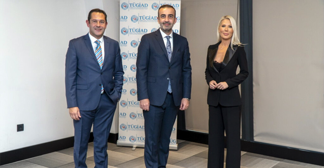 ÜGİAD, 'Global Ekonomik Gelişmeler ve Türkiye’ye Yansımaları’' Paneli Düzenledi