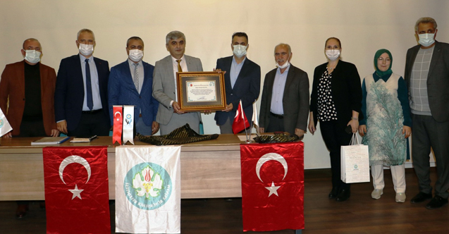 Büyükşehir Destekledi, Arıcılar Ana Arı ve Arı Sütü Üretimi Öğrendi