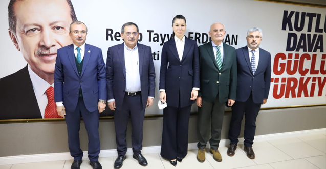 Ak Parti'de Kuruluştan bugüne hep birlikte 2023'e" programı gerçekleştirildi