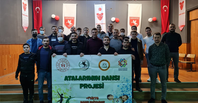 Balkan Türkleri Derneği 'Atalarımın Dansı' Gençlik Projesi Örnek Oluyor