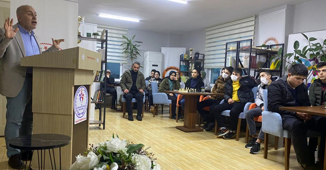 Prof. Dr. Yavuz Bayram, Salıpazarı'nda Gençlerle Bir Araya Geldi