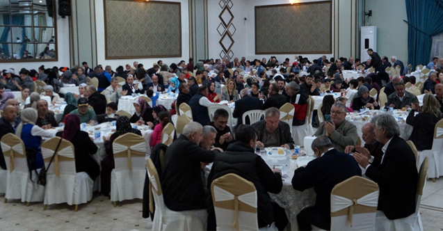 1453 Fatihspor ve Fatih Mahallesi iftar buluşmasında Büyük Kalabalık