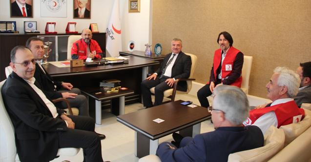 Havza Ak Parti İlçe Başkanı Kayan ve Başkan Özdemir Kızılay'ı ziyaret etti