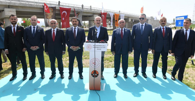 Karaismailoğlu, Merzifon Meray Kavşağı'nda Yüzde 100 Yerli Kaynaklar Kullanıldı