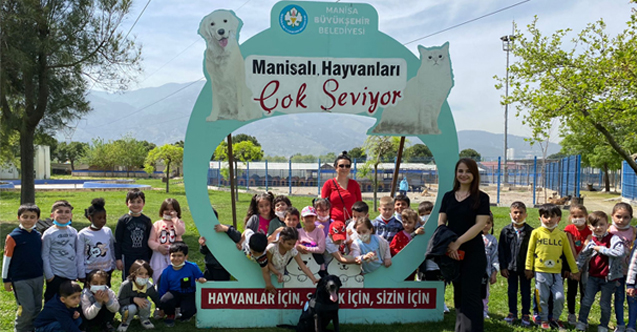 Minik Öğrenciler'den Hayvan Bakım ve Tedavi Merkezi'ne Ziyaret