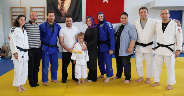 Judocular Yeni Kuşaklarına Törenle Kavuştu