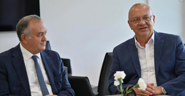 MHP Grup Başkanvekili Akçay ve Başkan Ergün’den Manisa FK’ya Ziyaret