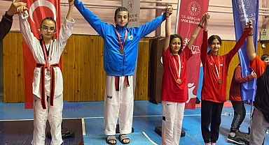 İLKADIM'DAN KİCK BOKS VE TAEKWONDO’DA ÇİFTE BAŞARI