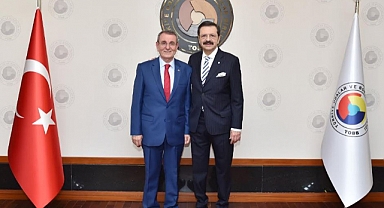 Salih Zeki Murzioğlu üçüncü kez yeniden seçildi.