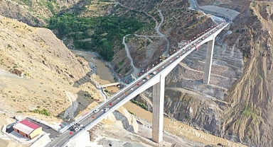 BEĞENDİK (BOTAN) KÖPRÜSÜ 3 YAŞINDA