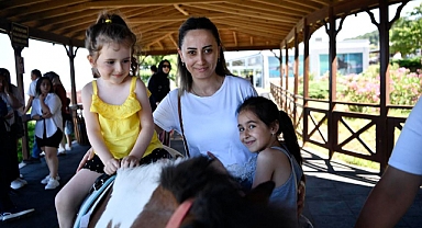 Samsun Büyükşehirden karne ve bayram hediyesi