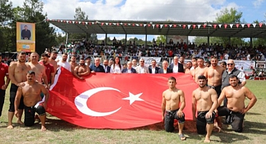 Yaşar Doğu Karakucak Güreş Festivali Sona Erdi