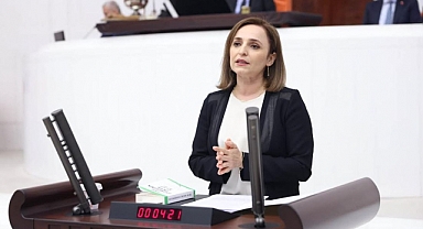 Ayşegül Doğan: Gençlik ve Spor Bakanlığı, öğrencilerin yurt sorununu çözmeli!