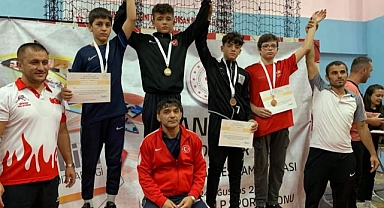 Oğuzhan Kaya Türkiye Şampiyonası'nda Kilosunda Üçüncü Oldu