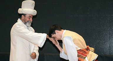Ahilik Haftası İzmir'de Karnaval Havasında Kutlandı