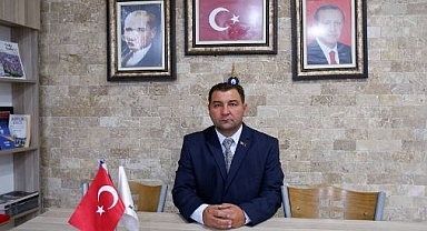AK Parti Foça İlçe Başkanlığı'nda Devir Teslim Töreni