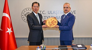 Bakan Uraloğlu, Büyükelçi Liu Shaobin’i Makamında Kabul Etti