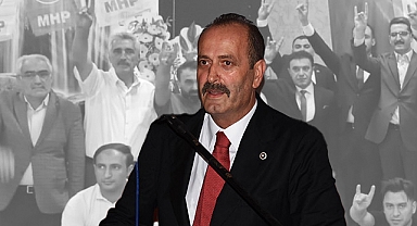 MHP'li Tamer Osmanağaoğlu İzmir'de Konuştu
