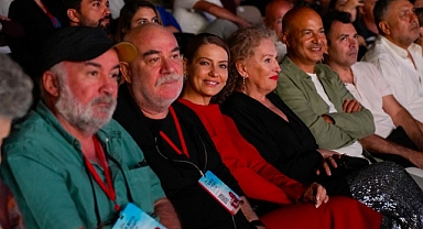 Bodrum Türk Filmleri Haftası'nda Ünlü İsimler Ödülleri Aldı