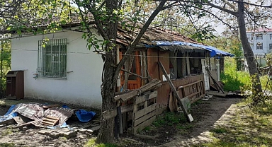 İlkadım'da Metruk Binalar Yıkılıyor