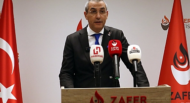 Zafer Partisi Sözcüsü Uğur Batur, Partisinin Görüşlerini Paylaştı