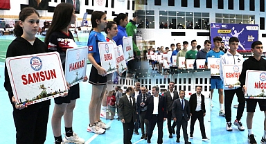 Badminton Türkiye Şampiyonası Samsun'da Başladı