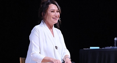 Demet Akbağ'dan 'Bir Demet Muhabbet