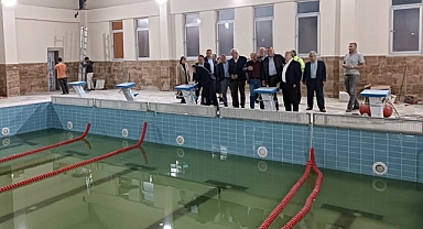 Havza Belediyesi Meclis Üyelerinden Yarı Olimpik Yüzme Havuzuna Ziyaret