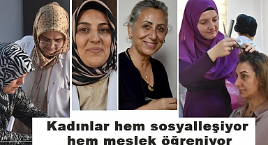 Samsun'da Kadınlar Hem Sosyalleşiyor Hem Meslek Öğreniyor