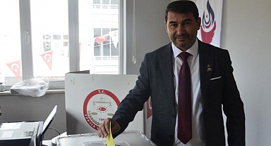 Zafer Partisi Bafra İlçe Başkanlığı'na Bülent Çakır Yeniden Seçildi