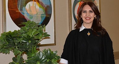 Melek Abca'dan Yeni Yıl İçin Yenilenme Çağrısı