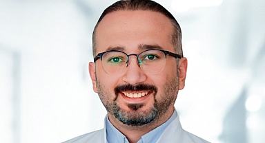 Op. Dr. Kağan Bekircan, göz kapağı estetiği (Blefaroplasti) hakkında bilgiler verdi