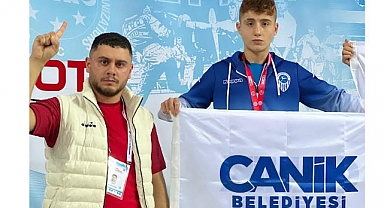 Canik Belediyespor'un Gururu Mübeyyin Parlak