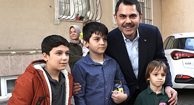 İBB Başkan Adayı Murat Kurum Gaziosmanpaşa'da Depremzede Aileyi Ziyaret Etti