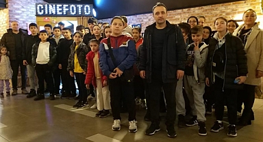 OKUL ÖĞRENCİLERİNE SİNEMA ETKİNLİĞİ