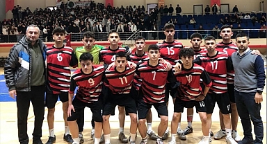 Bafra Atatürk Anadolu Lisesi, Futsal'da İlçe Şampiyonu Oldu